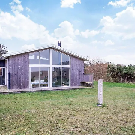 4 Star In Store Fuglede * Ornum