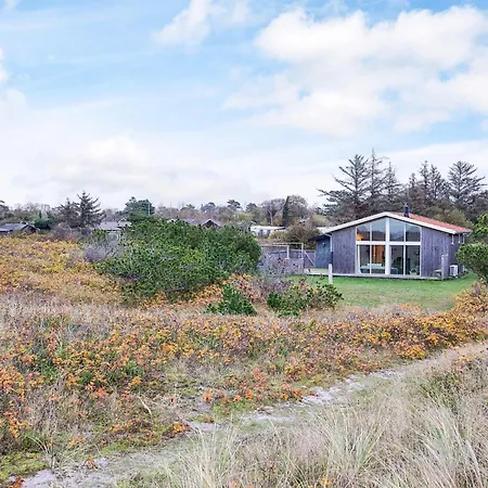 4 Star In Store Fuglede